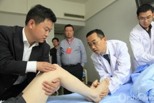 冯华.jpg