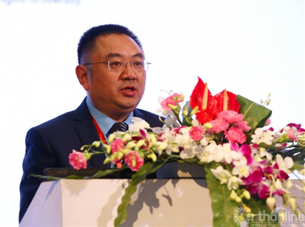 杨德华_副本.jpg