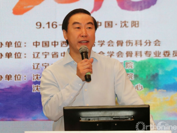 杨关林校长_副本.jpg