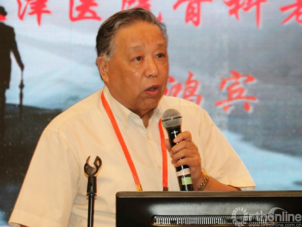 金鸿宾教授_副本.jpg