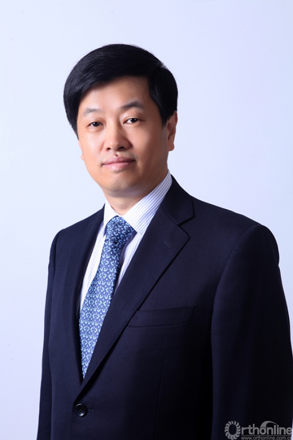 冯主任照片_副本.jpg