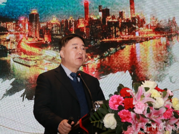 张英泽.jpg