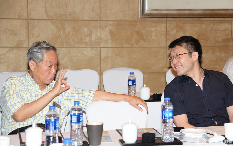 7老前辈与新生代对话.JPG