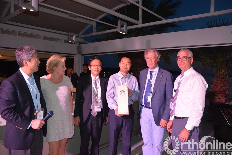 浙江大学邵逸夫医院赵凤东教授获得最佳学术讨论奖.JPG