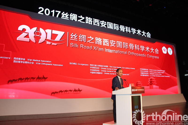 9John C. Liu教授授课.png